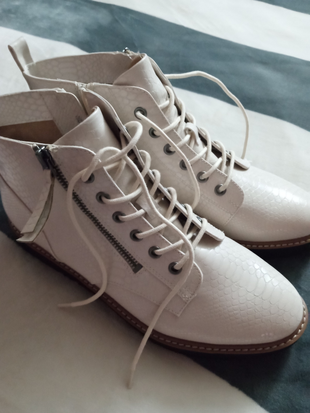 Naturalizer Eeva Porcelain Blush Faux Snakeskin Lace-Up Ankle Boots